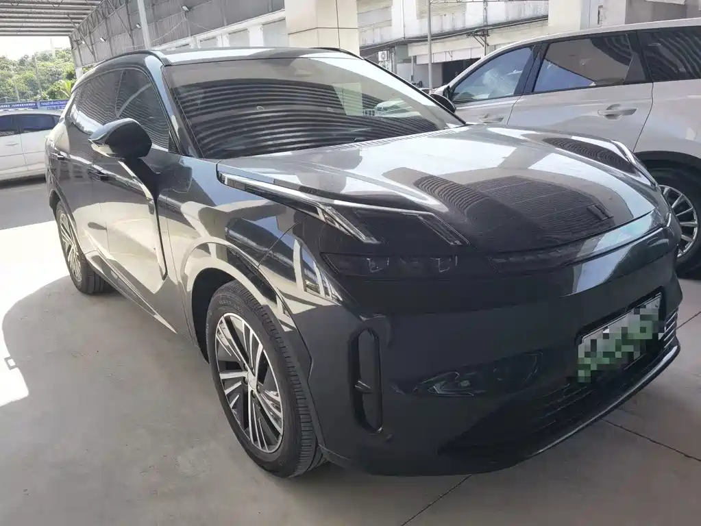Lynk & Co 08 EM-P — миниатюра 6