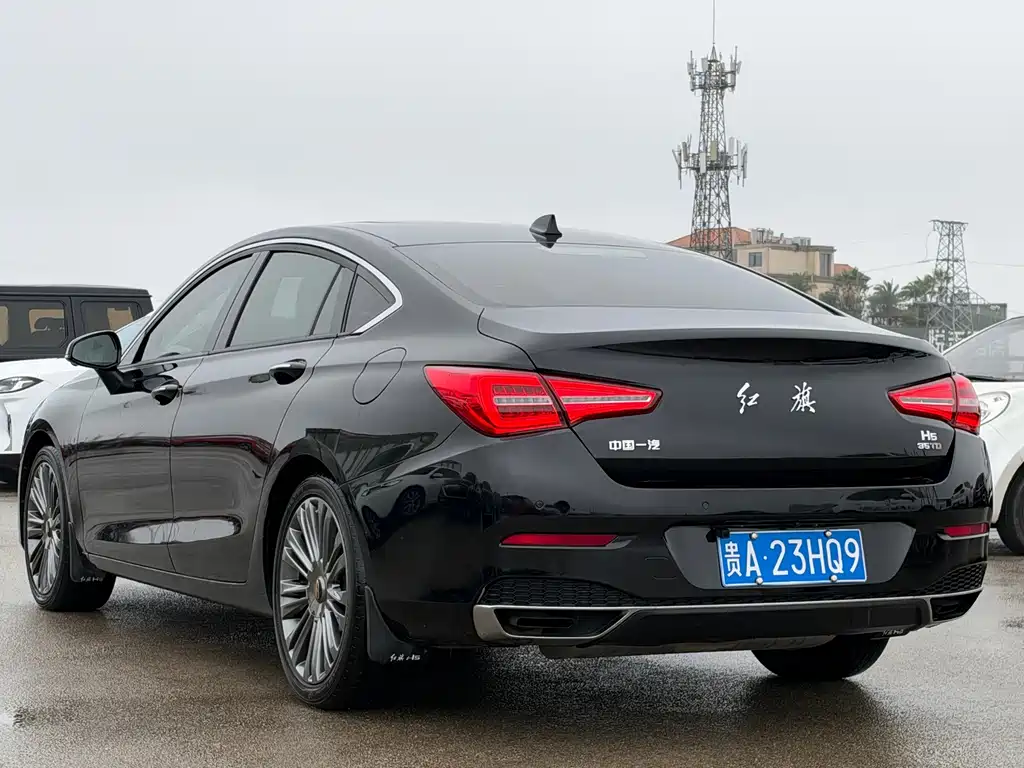 Hongqi Hongqi H5 — миниатюра 6