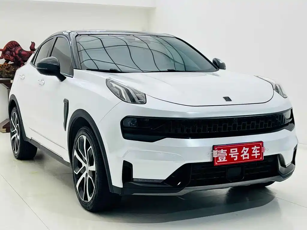 Lynk & Co 05 — миниатюра 3