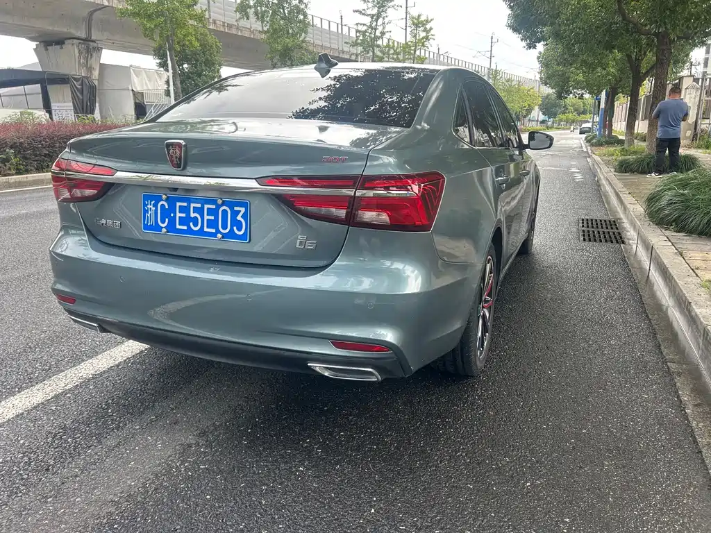 Roewe i6 Classic — миниатюра 11