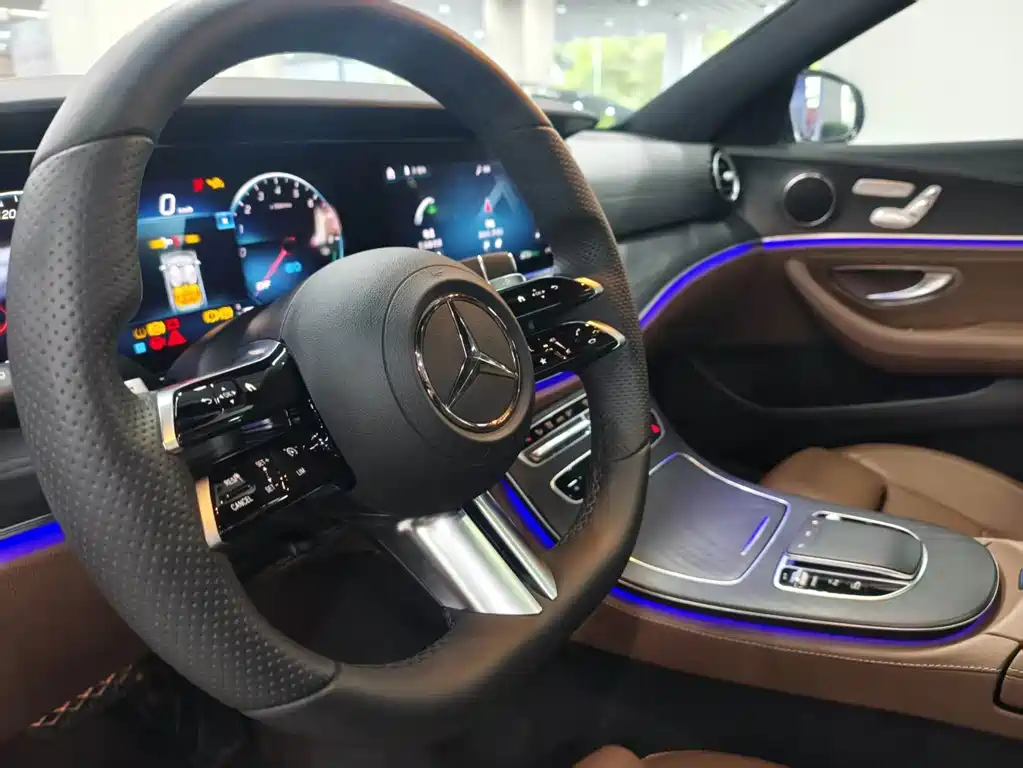 Mercedes-Benz E-Class New Energy — миниатюра 13