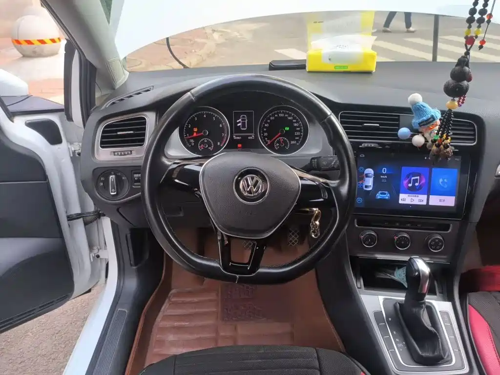 Volkswagen Golf — миниатюра 3