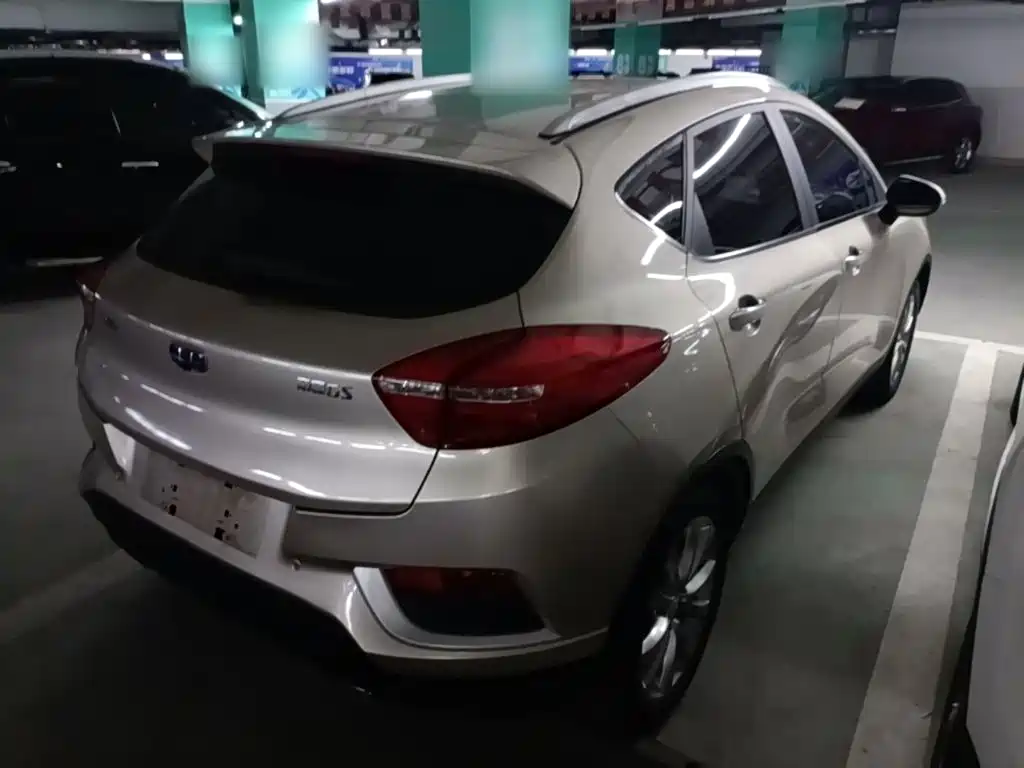 Geely Emgrand GS — миниатюра 7