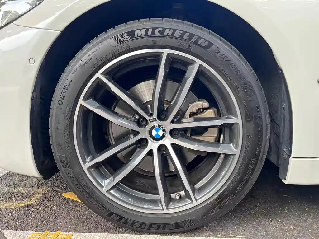 BMW 5 Series (Import) — миниатюра 15