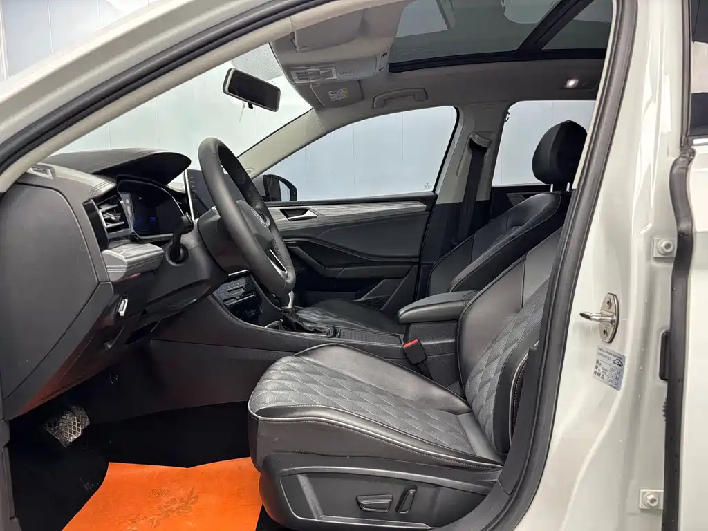 Volkswagen Sagitar — миниатюра 4