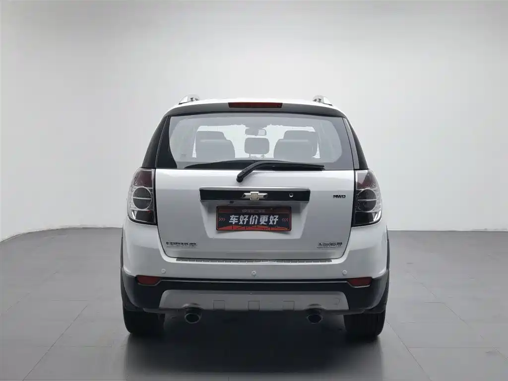 Chevrolet Captiva 2012 2.4L Flagship 7 мест