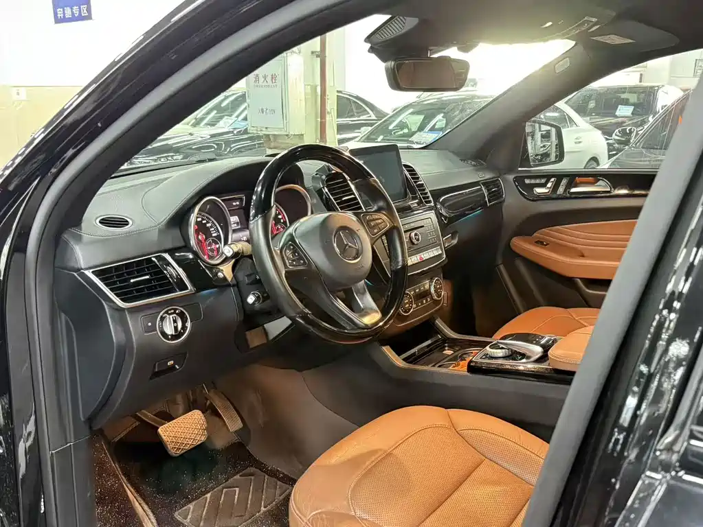 Mercedes-Benz GLE Coupe GLE 500 4MATIC Coupe SUV, фото 5