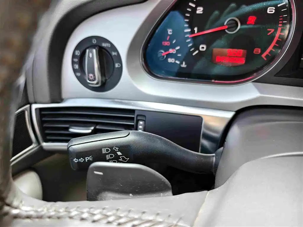 Audi A6L — миниатюра 9