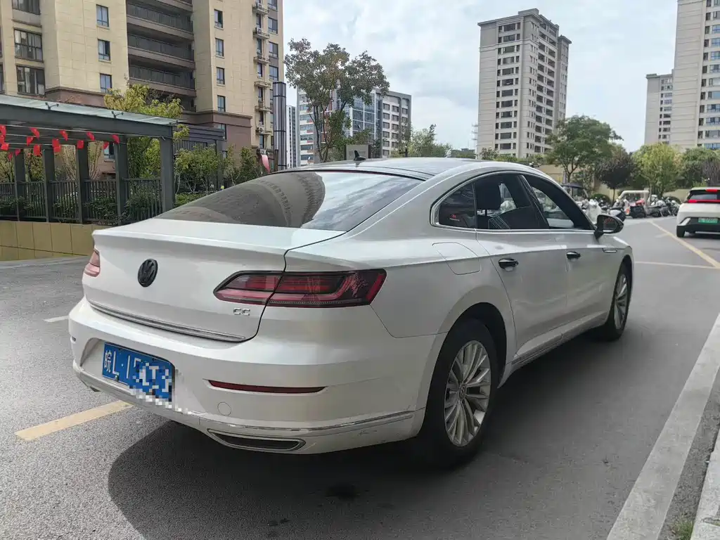 Volkswagen CC — миниатюра 9