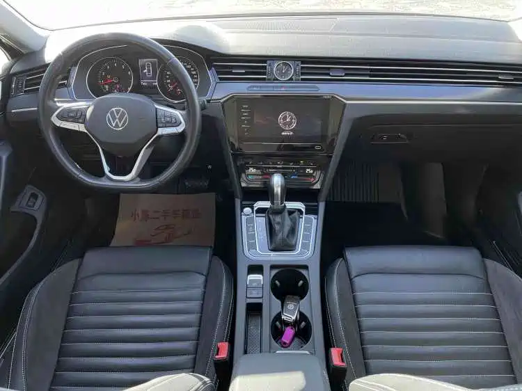 Volkswagen Magotan 2020 330TSI DSG Lead