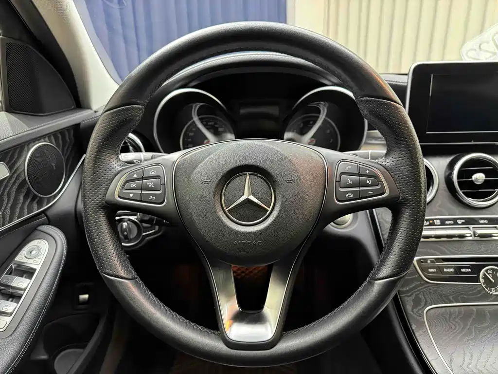 MERCEDES-BENZ C CLASS