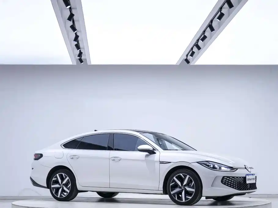 Volkswagen Lamando — миниатюра 5