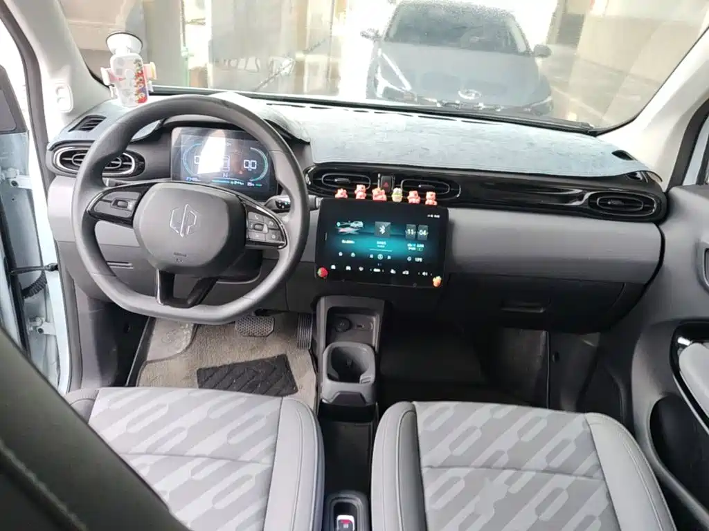Leapmotor Leapmotor T03 — миниатюра 10