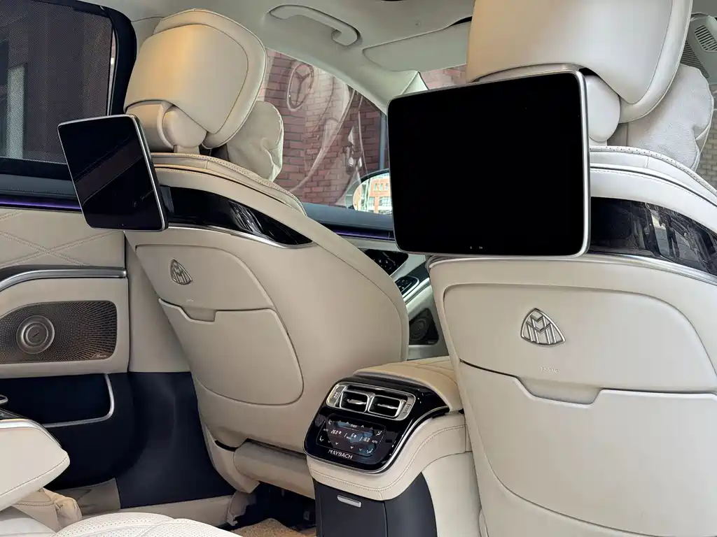 Mercedes-Benz S-Class — миниатюра 6