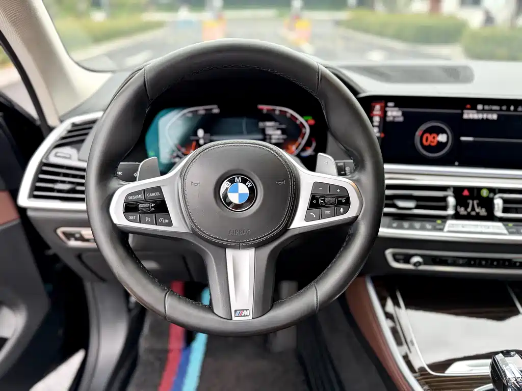 BMW X5 (Import) — миниатюра 7