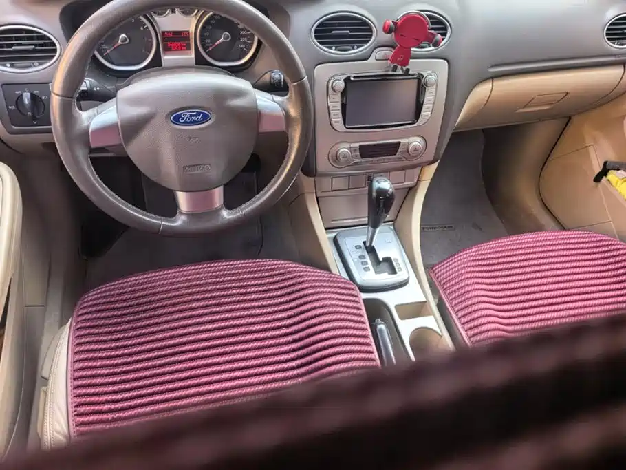 Ford Focus — миниатюра 12