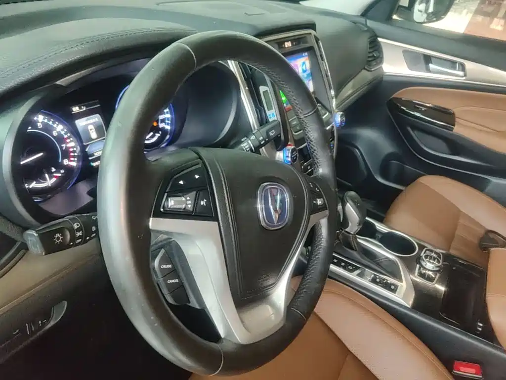 Changan CS95 — миниатюра 11
