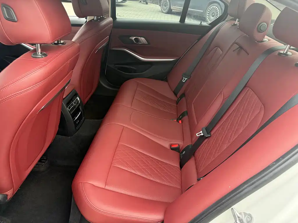 BMW 3 Series — миниатюра 13