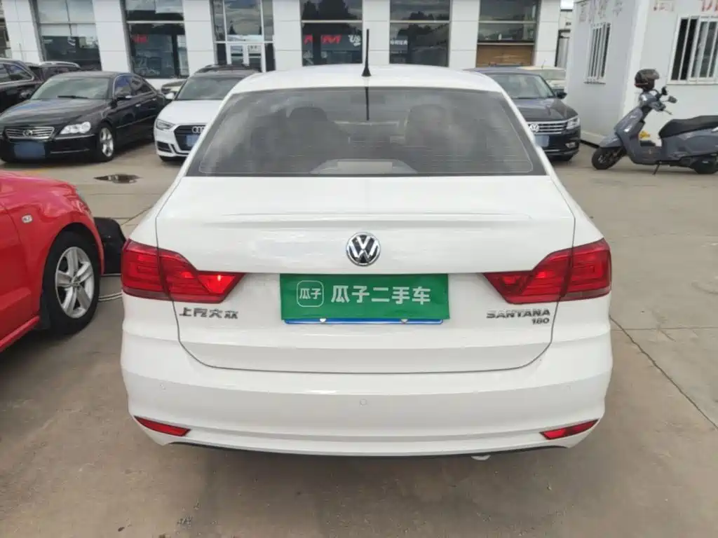 Volkswagen Santana — миниатюра 6