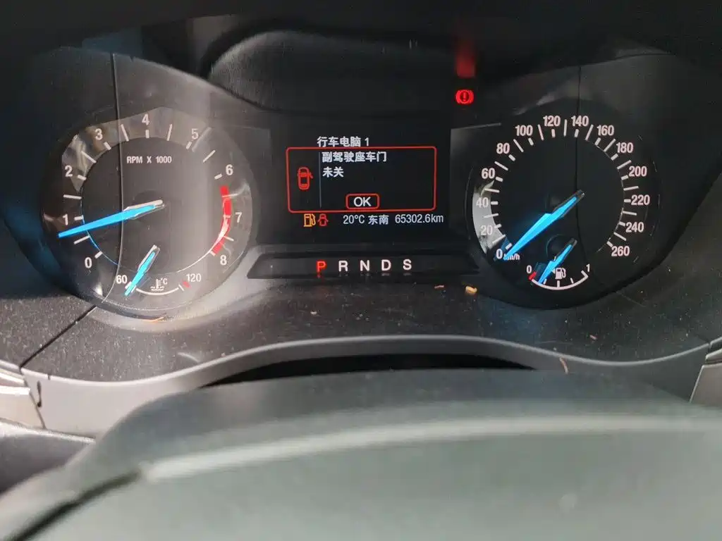 Ford Mondeo — миниатюра 8