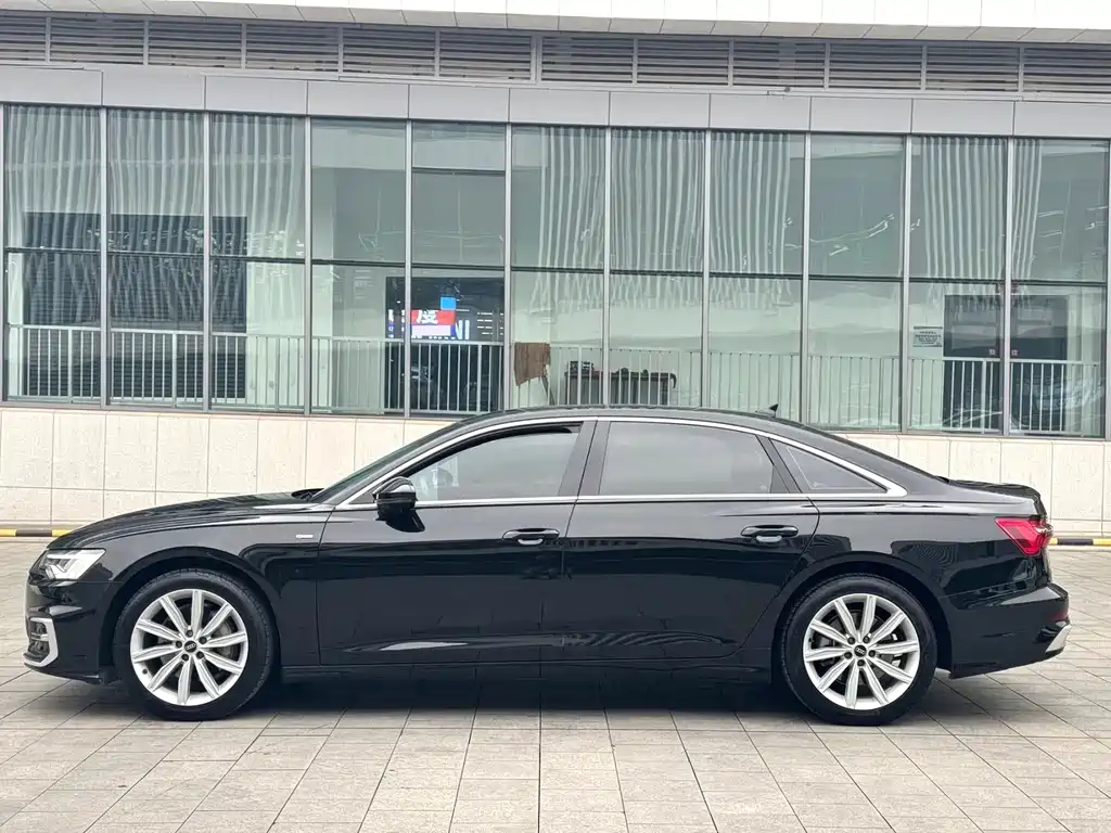 Audi A6L — миниатюра 13