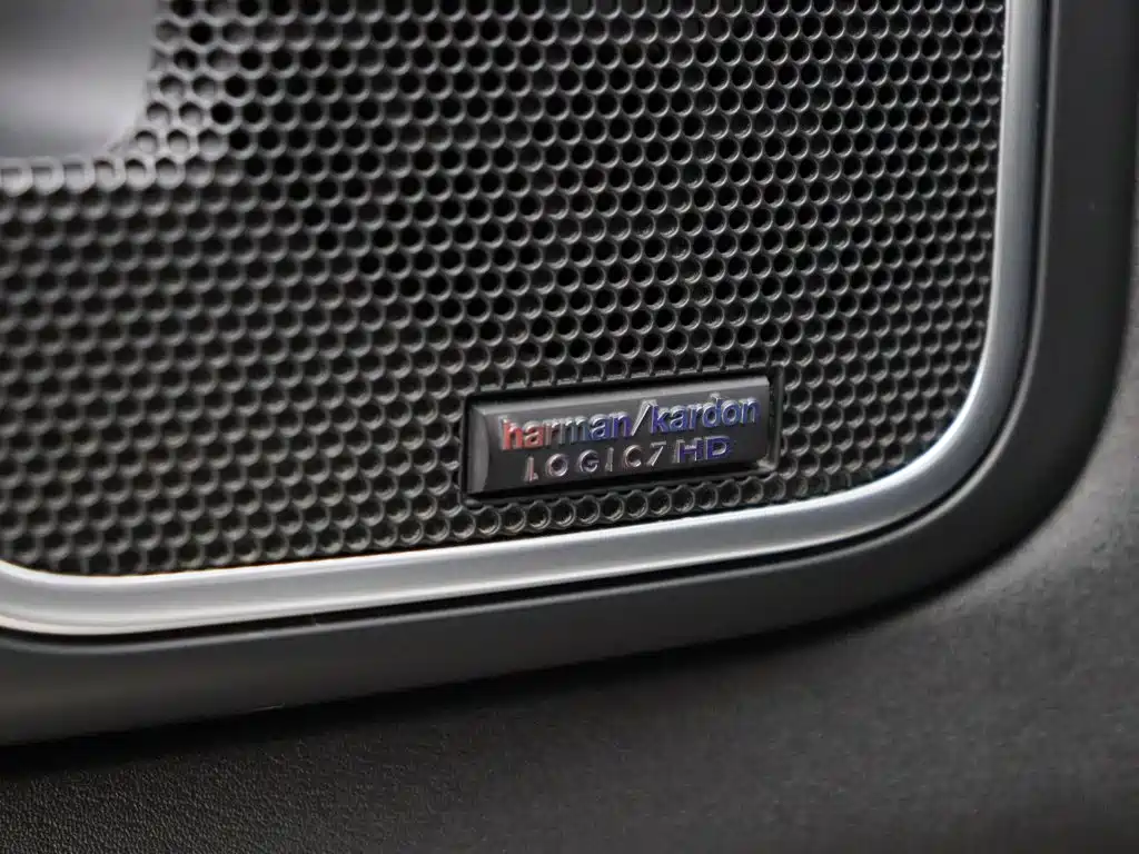 Land Rover Range Rover — миниатюра 4
