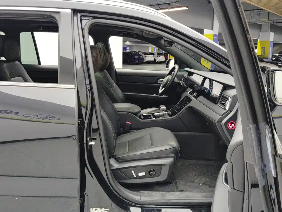 Li Auto Li ONE — миниатюра 8