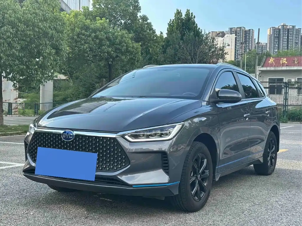 BYD e2