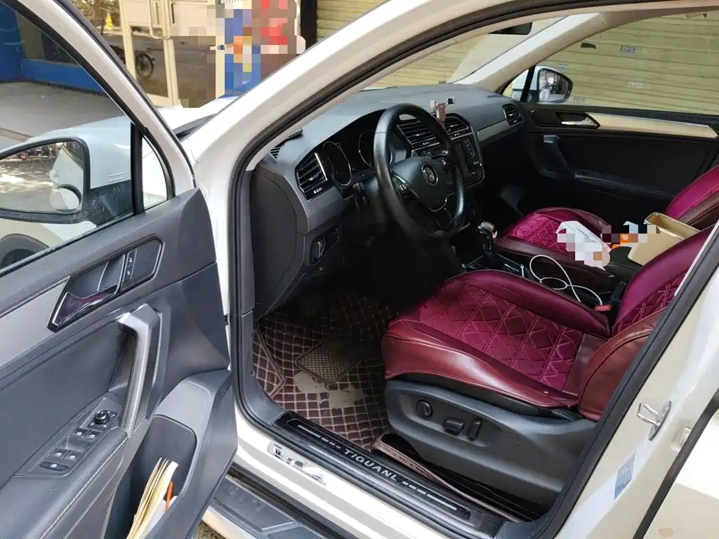 Volkswagen Tiguan L — миниатюра 17