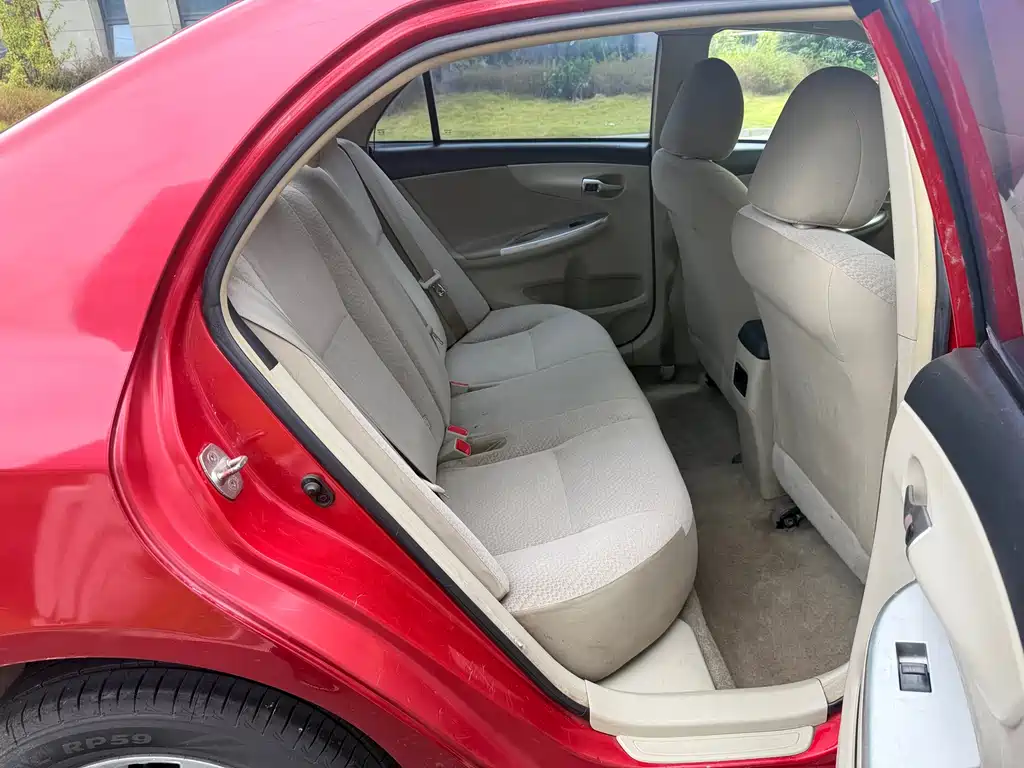 Toyota Corolla — миниатюра 8