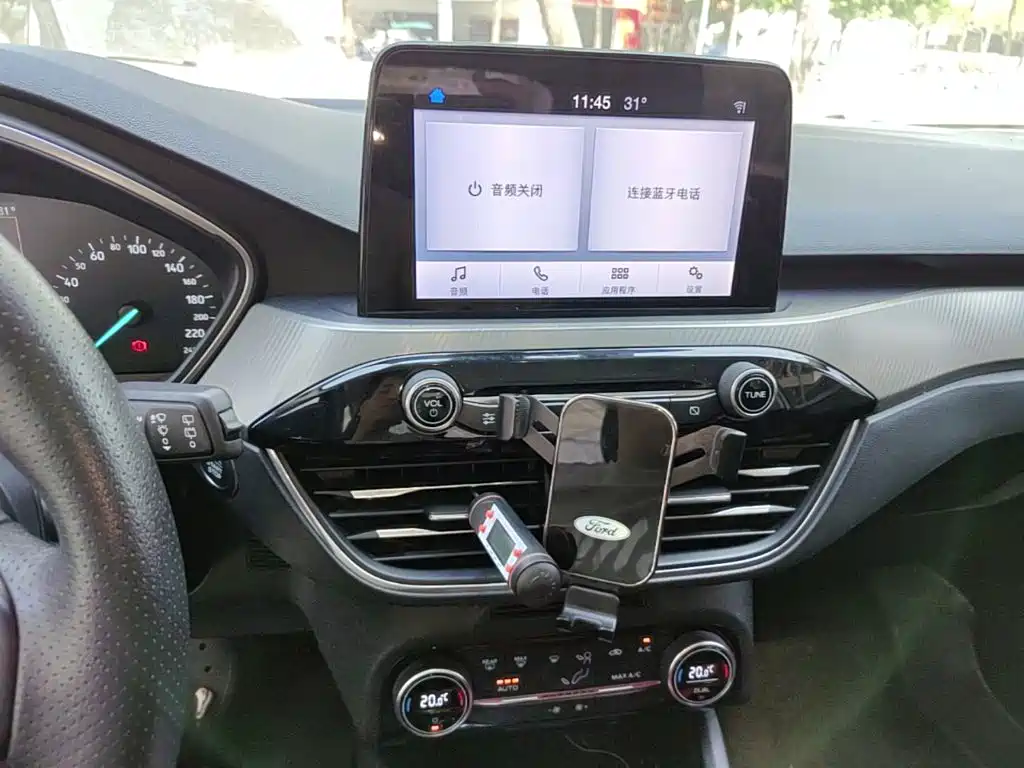 Ford Focus — миниатюра 13