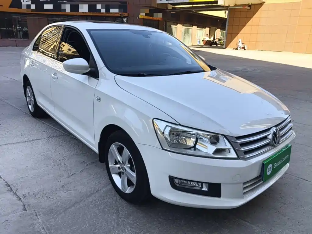 Volkswagen Santana — миниатюра 4