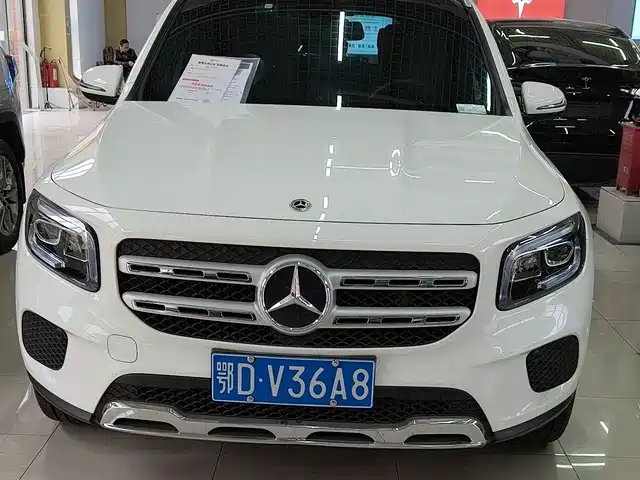mercedes-benz glb