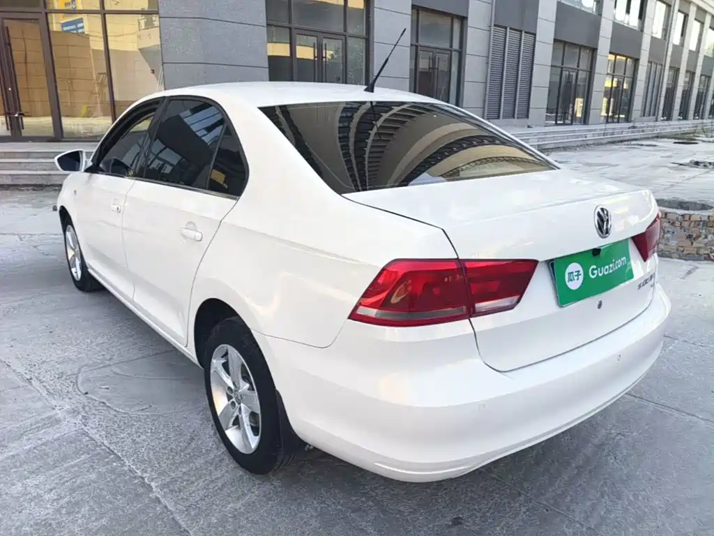 Volkswagen Santana — миниатюра 5