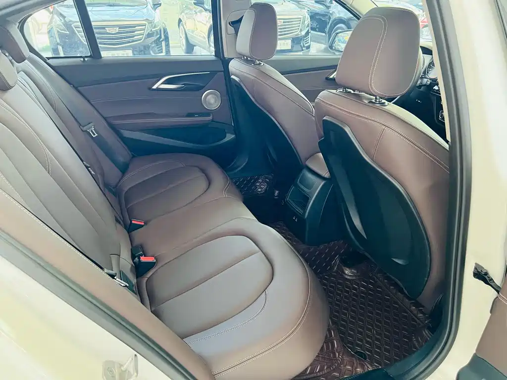 BMW 1 Series — миниатюра 18