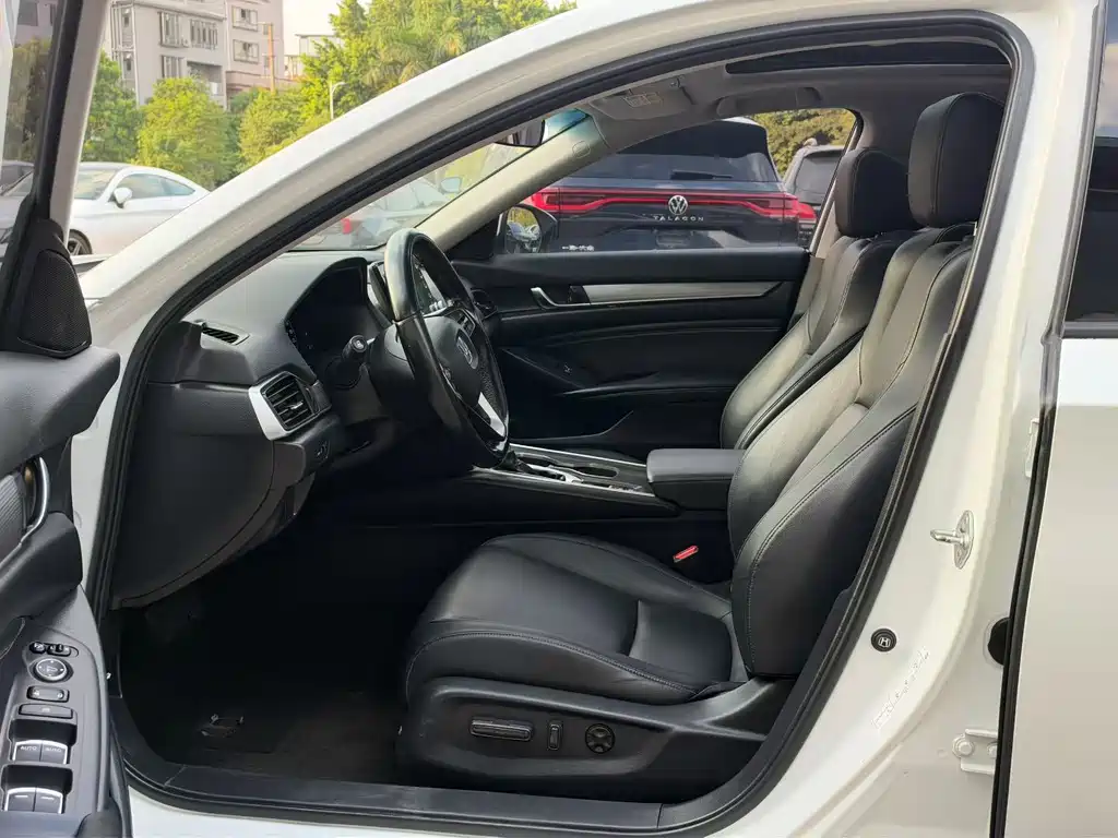 Honda Accord — миниатюра 4