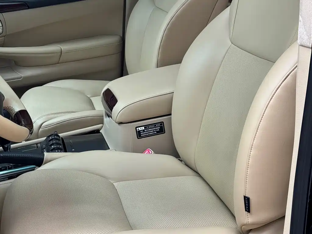 Lexus LX — миниатюра 4