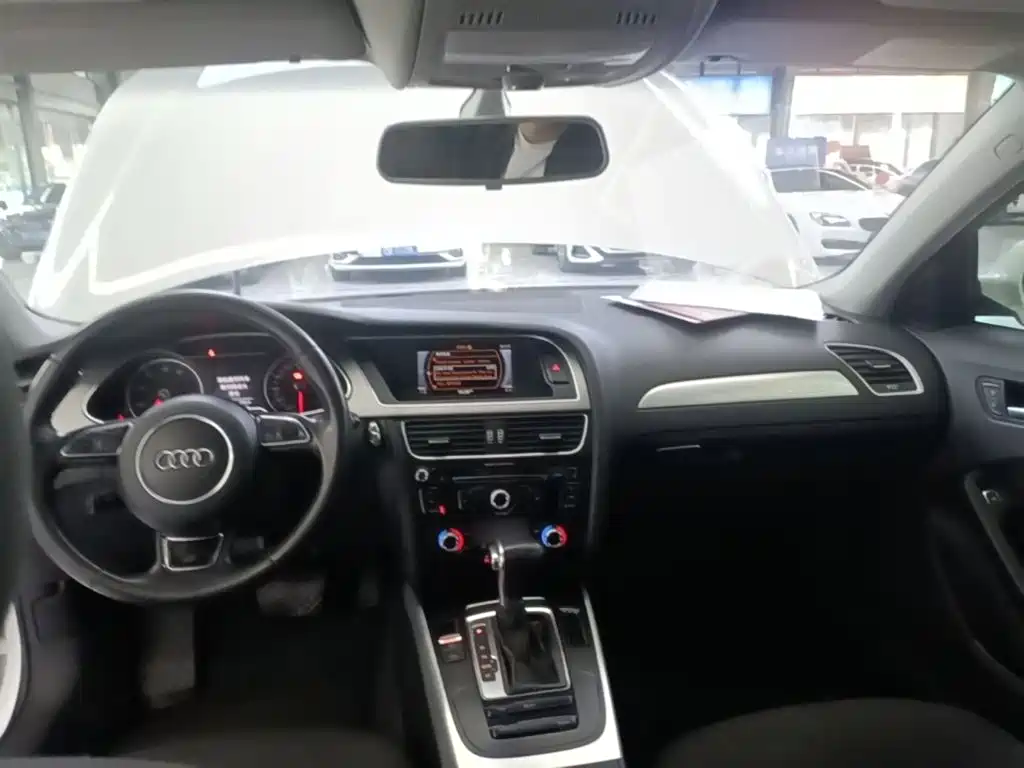 Audi A4L — миниатюра 18