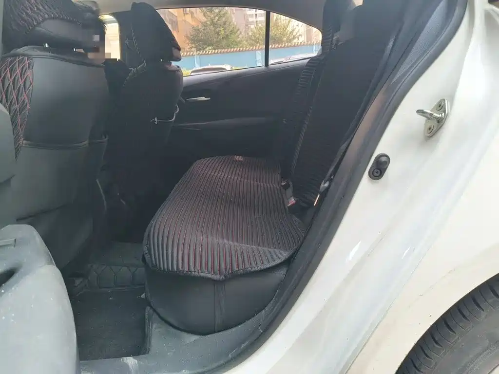 Toyota Corolla — миниатюра 13