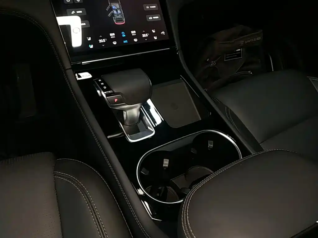 Li Auto Li ONE — миниатюра 14