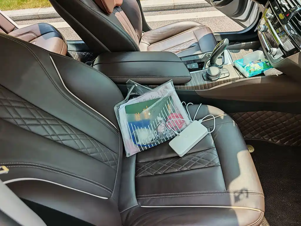 BMW 5 Series — миниатюра 8