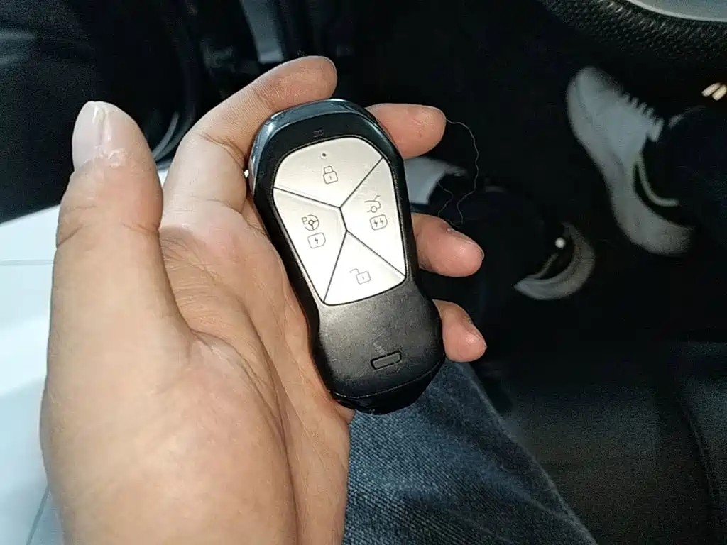 XPeng P7 — миниатюра 9