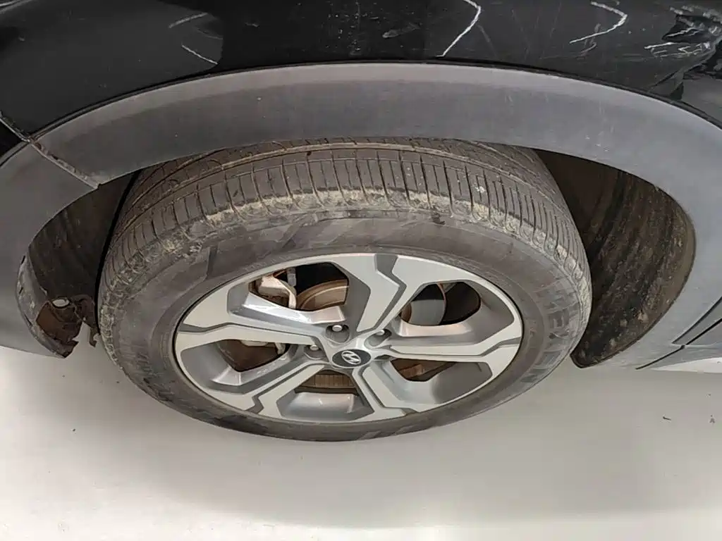 Hyundai Santa Fe — миниатюра 23