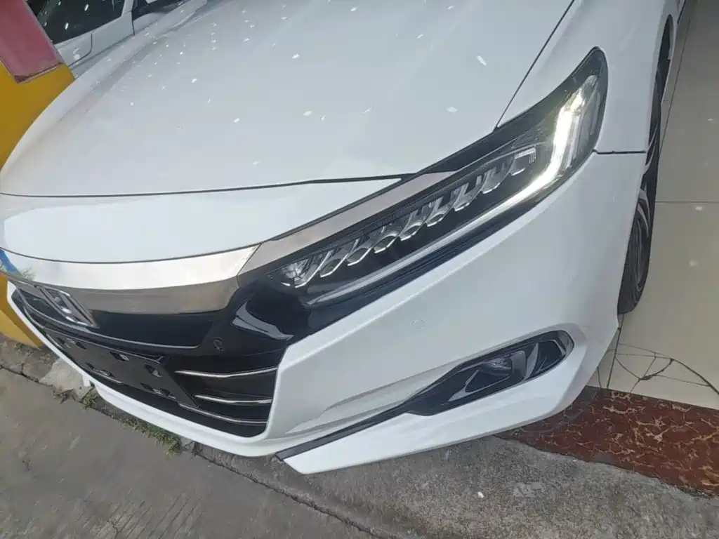 Honda Accord — миниатюра 24