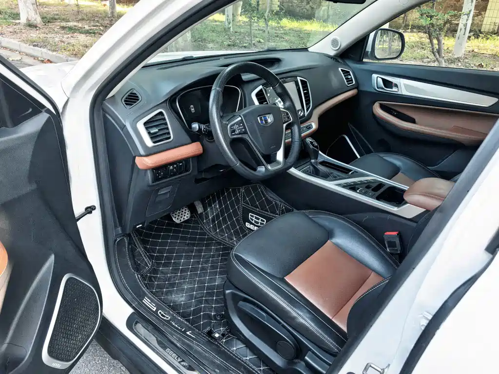 Geely Vision X6 — миниатюра 12