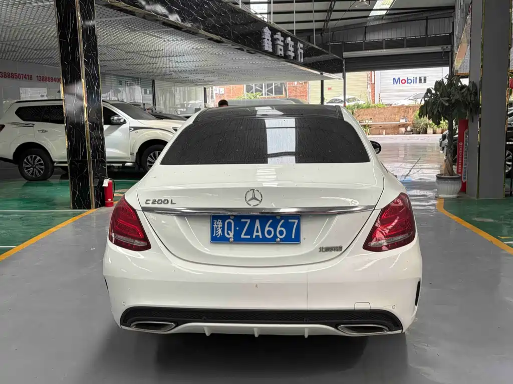 Mercedes-Benz C-Class — миниатюра 8