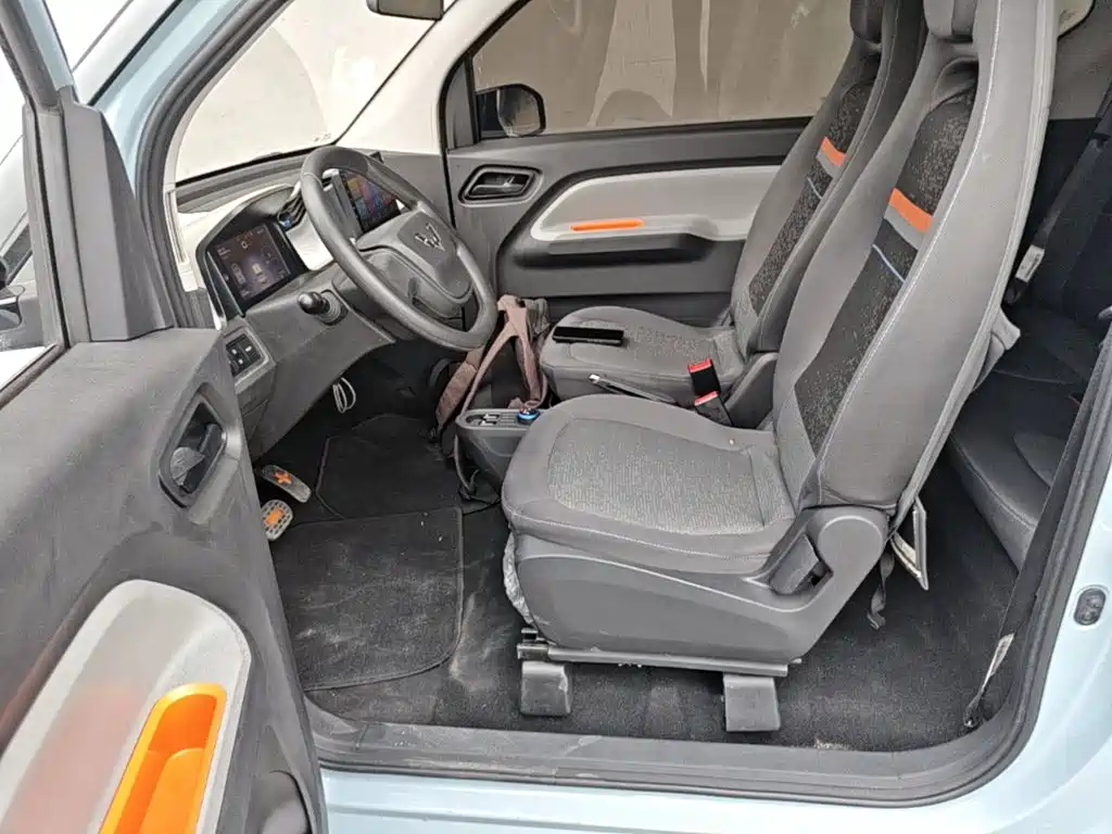 Wuling MINIEV — миниатюра 15