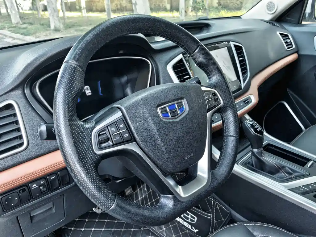 Geely Vision X6 — миниатюра 15