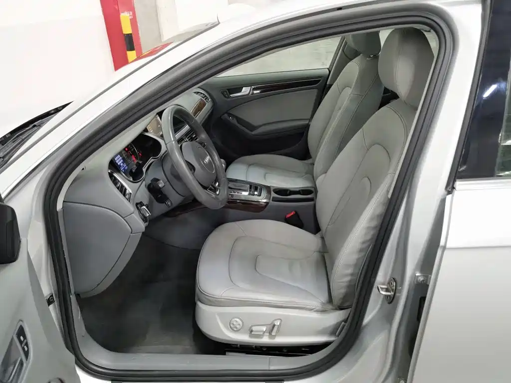 Audi A4L — миниатюра 10
