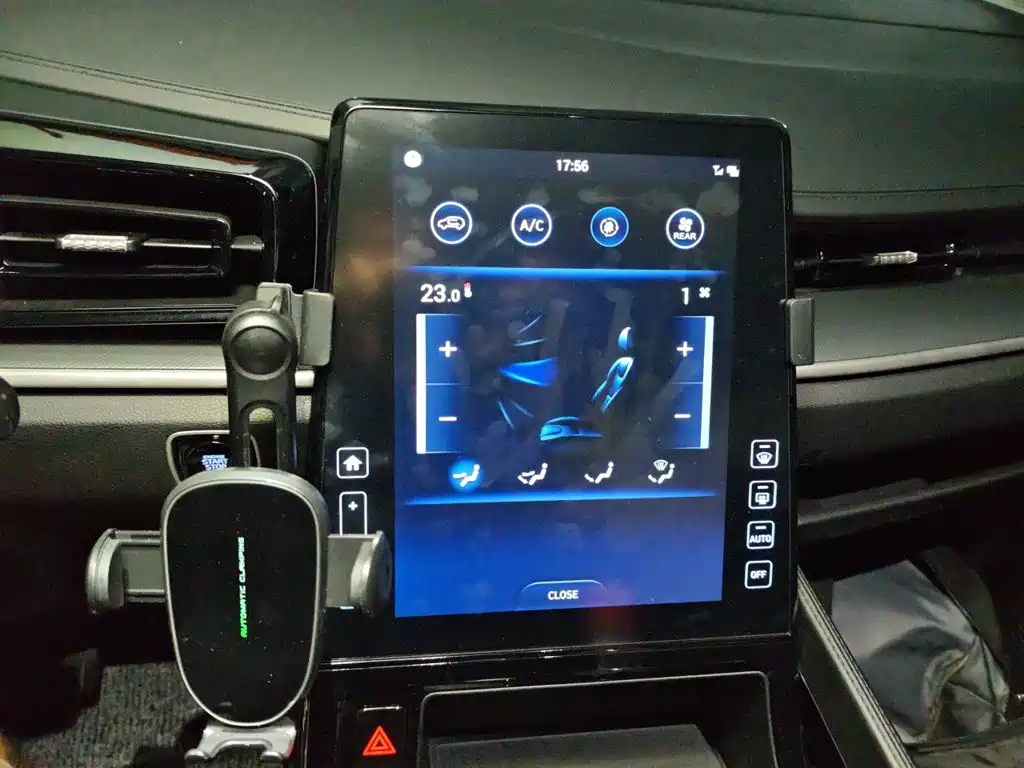 Hyundai Custo — миниатюра 9